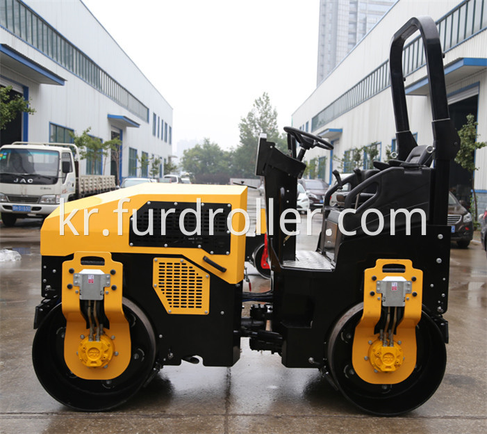 Vibratory Asphalt Road Roller